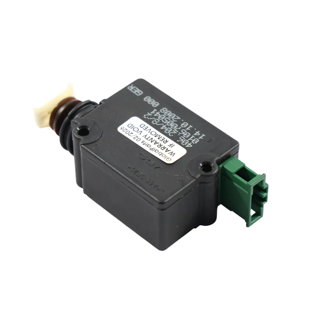 Lock Latch Actuator Right O/S 40620482 to Land Rover Discovery 3 L319 Tailgate with Part number FUG500120 Land Rover Discovery 3 L319 Tailgate Lock Latch Actuator Right O/S 40620482 - SKU FUG500120 - Part number FUG500120