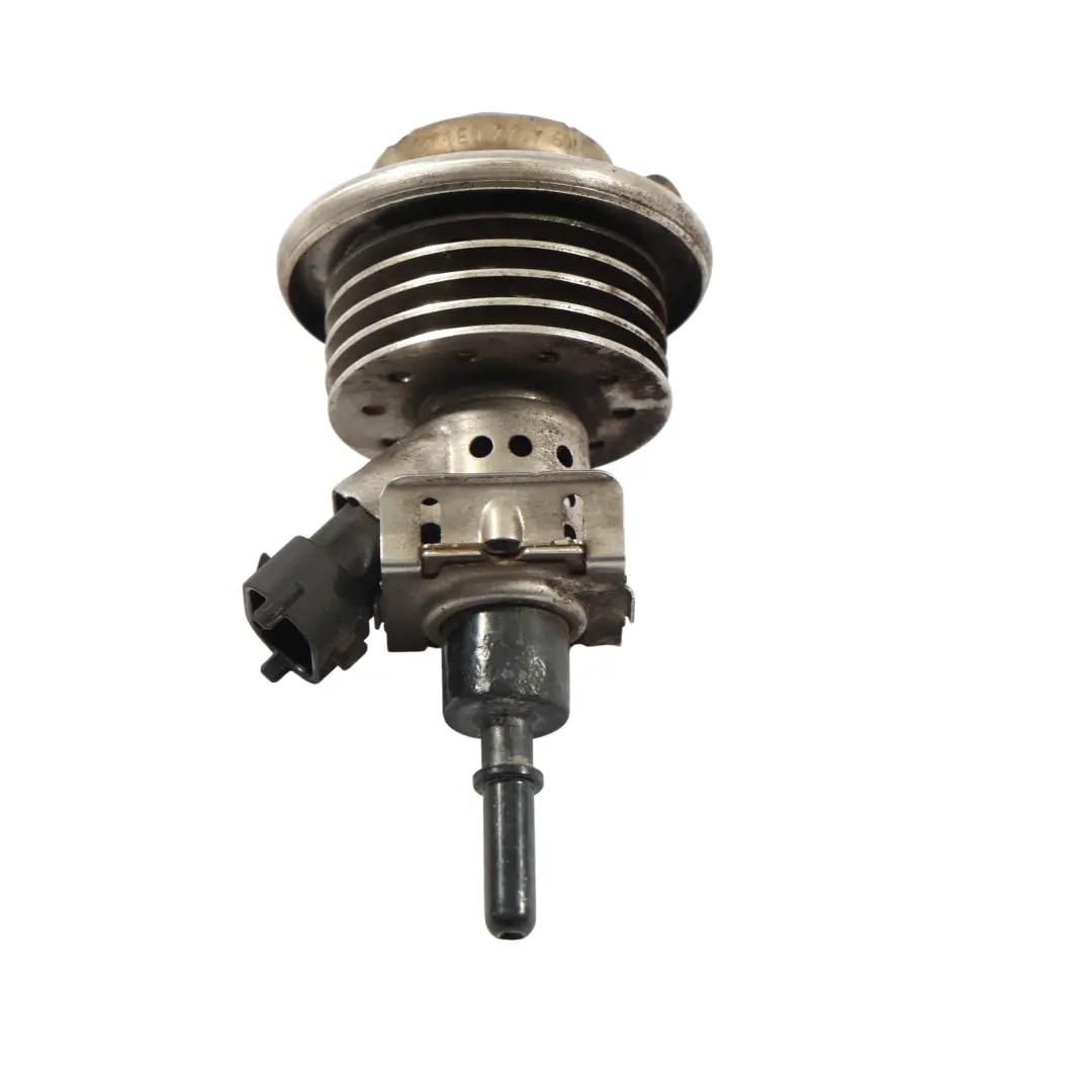 Injecteur De Liquide AdBlue pour Land Rover Discovery Sport L550 à propos du numéro de pièce FX23-189E3-AA Land Rover Discovery Sport L550 Injecteur De Liquide AdBlue - SKU FX23-189E3-AA - Numéro de pièce FX23-189E3-AA