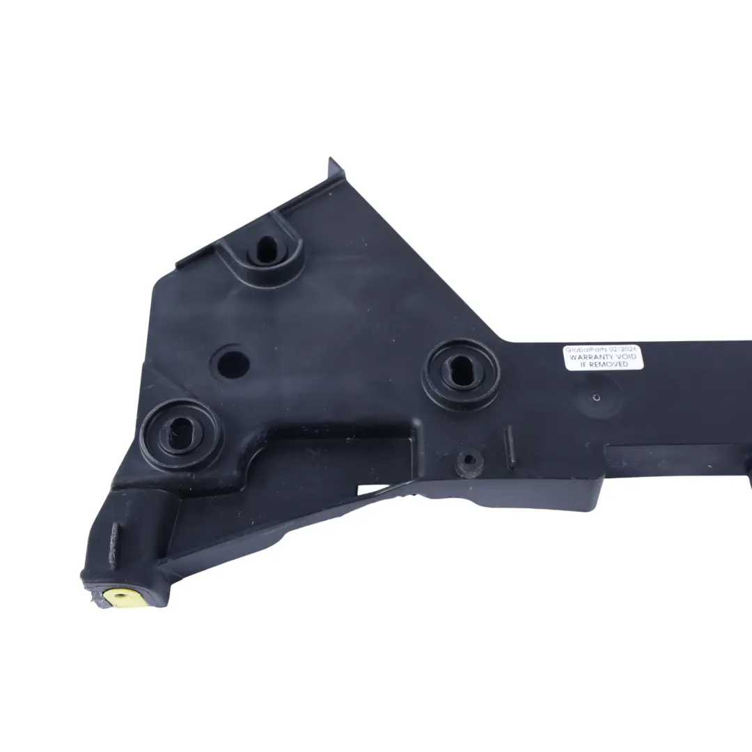 Smart Roadster 452 Uchwyt Mocowanie Spornik Błotnika Lewy Przód 0008243V007 - SKU G0008243V007 - Numer Części G0008243V007