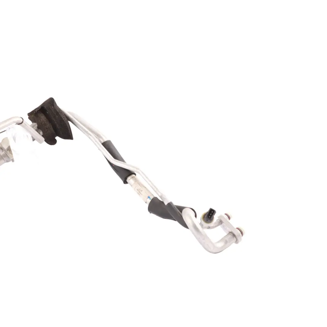 Manguera Aire Acondicionado para Land Rover Discovery Sport L550 con número de pieza GJ32-19A834-AE Land Rover Discovery Sport L550 Manguera Aire Acondicionado - SKU GJ32-19A834-AE - Número de pieza GJ32-19A834-AE