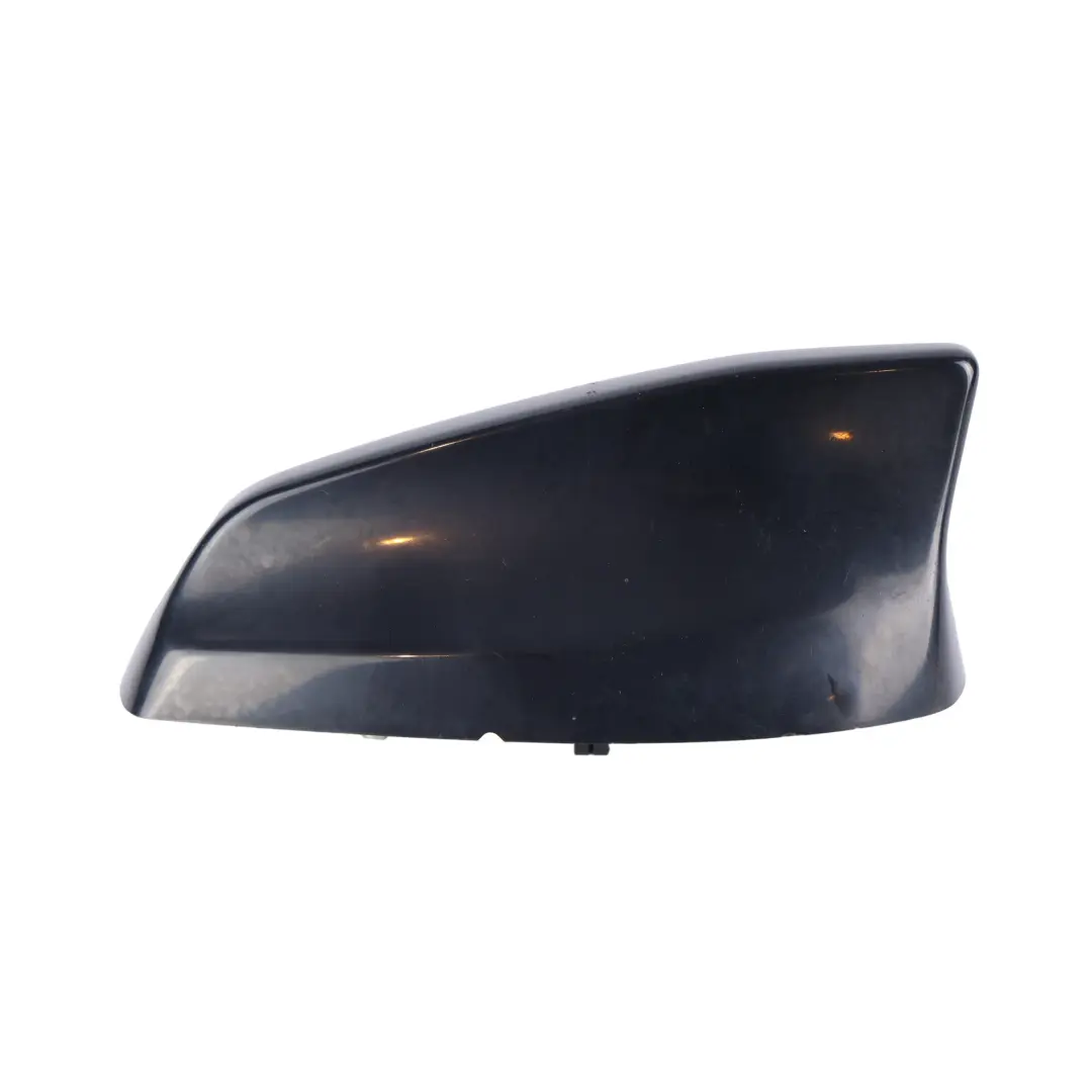 Roof Antenna Shark Fin Narvik Black - JBC1807 to Land Rover Discovery Sport L550 with Part number GJ32-19C089-DB Land Rover Discovery Sport L550 Roof Antenna Shark Fin Narvik Black - JBC1807 - SKU GJ32-19C089-DB-NAR - Part number GJ32-19C089-DB