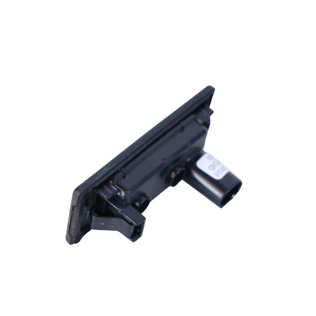 Portellone Posteriore Luce Targa per Land Rover L550 Jaguar XE XF con numero di parte GX73-13B627-AB Land Rover L550 Jaguar XE XF Portellone Posteriore Luce Targa - SKU GX73-13B627-AB - Numero di parte GX73-13B627-AB