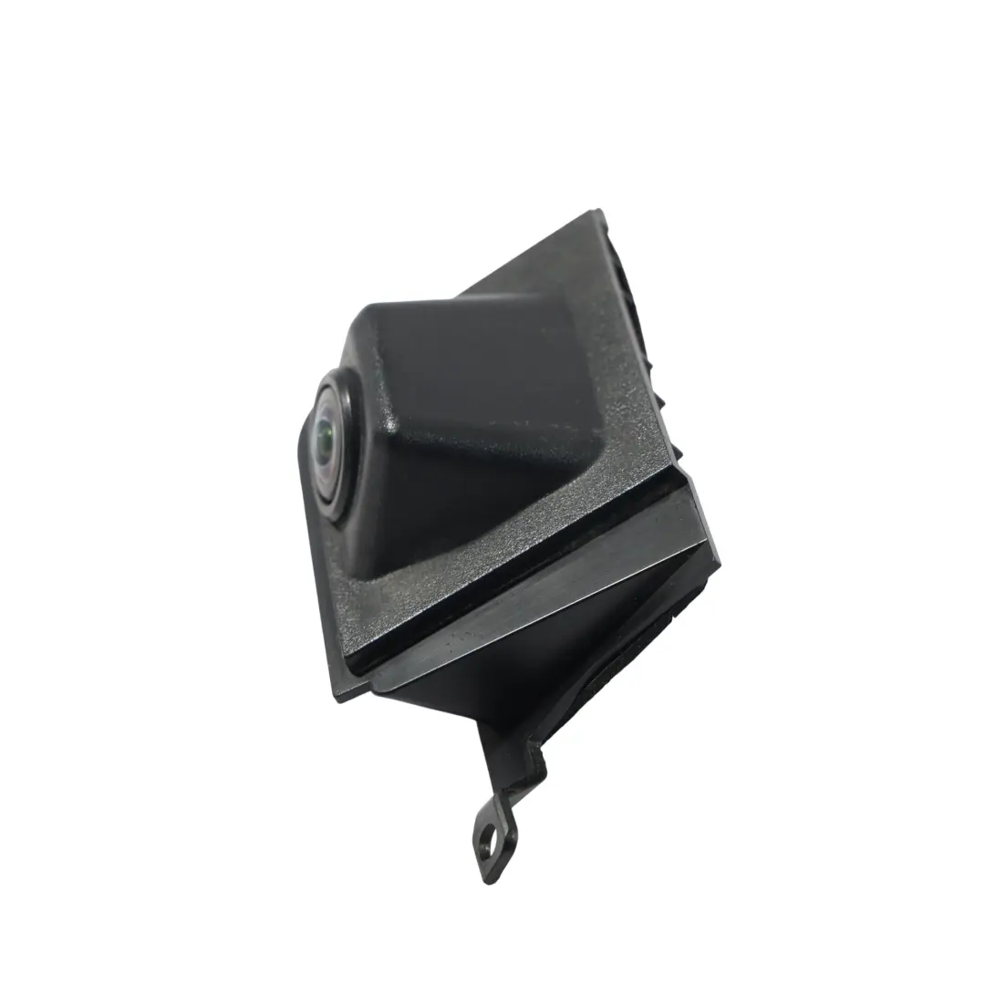 Tył Tylna Kamera Cofania do Land Rover Discovery Sport L550 o numerze HK72-19G590-BD Land Rover Discovery Sport L550 Tył Tylna Kamera Cofania - SKU HK72-19G590-BD-1 - Numer Części HK72-19G590-BD