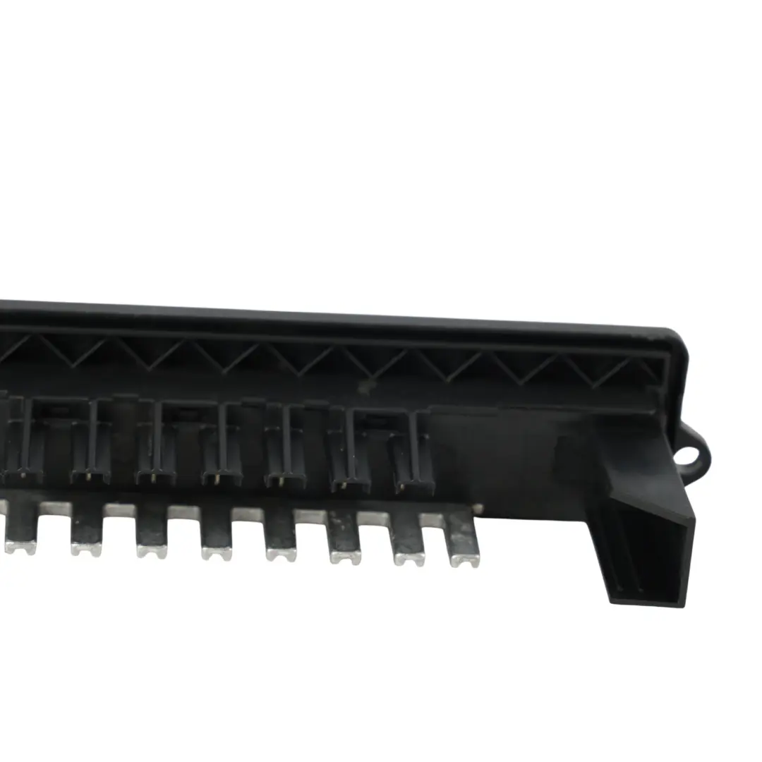 Riscaldatore Matrix Radiatore per Land Rover Discovery Sport L550 con numero di parte J9C3-18D612-AA Land Rover Discovery Sport L550 Riscaldatore Matrix Radiatore - SKU J9C3-18D612-AA - Numero di parte J9C3-18D612-AA