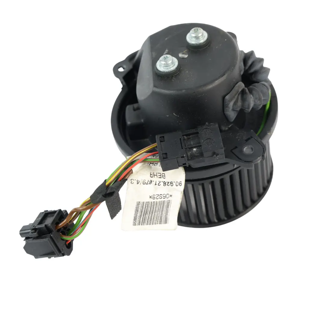 Soplador Calentador 3.6 V8 Diesel para Land Rover Range Rover L322 Motor con número de pieza JNB500011 Land Rover Range Rover L322 Motor Soplador Calentador 3.6 V8 Diesel - SKU JNB500011-1 - Número de pieza JNB500011