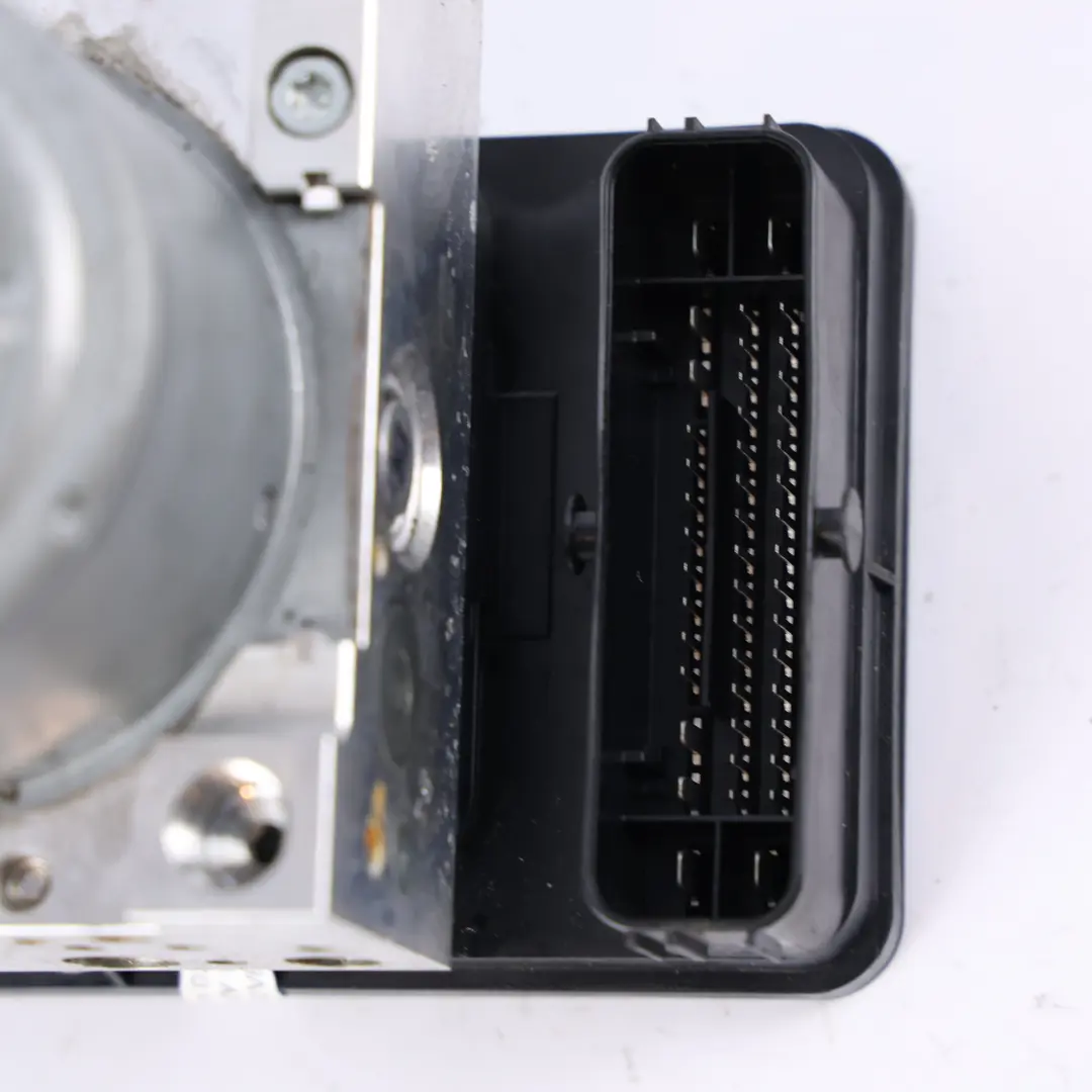 Modulo Controllo Pompa ABS Pompa Freno per Land Rover Discovery L550 con numero di parte KJ32-2C405-AB Land Rover Discovery L550 Modulo Controllo Pompa ABS Pompa Freno - SKU KJ32-2C405-AB - Numero di parte KJ32-2C405-AB