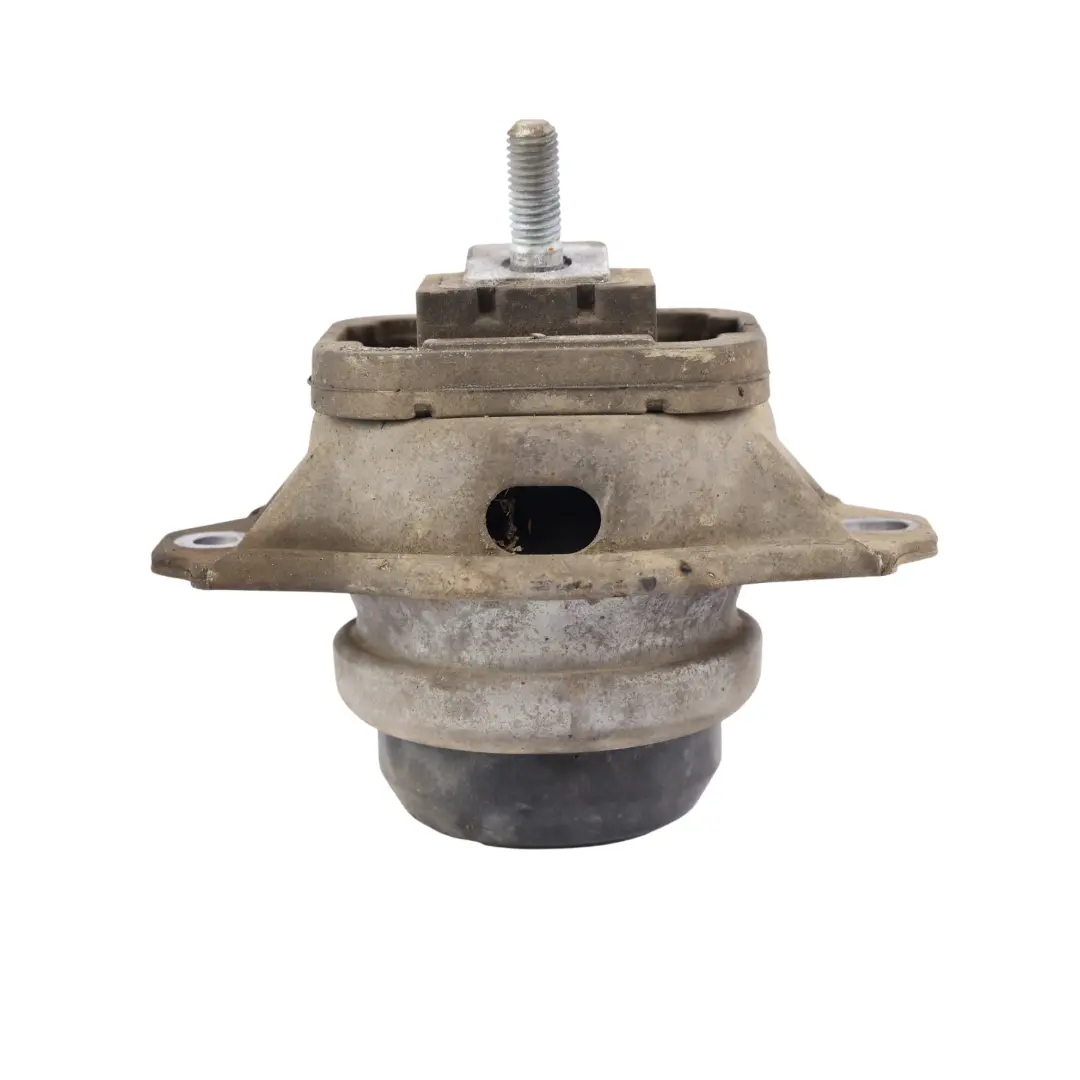 Halterung 2.7 V6 276DT Diesel für Land Rover Discovery 3 L319 Motor mit Teilenummer KKB500441G Land Rover Discovery 3 L319 Motor Halterung 2.7 V6 276DT Diesel - SKU KKB500441G - Teilenummer KKB500441G