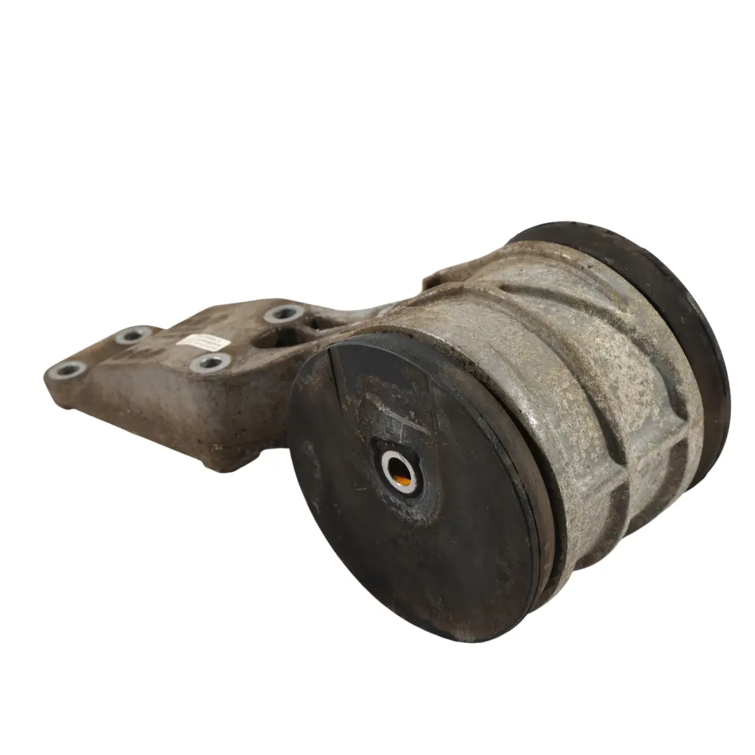 Automatik Getriebe Halter Getriebehalterung für Range Rover L322 mit Teilenummer KQB500530 Range Rover L322 Automatik Getriebe Halter Getriebehalterung - SKU KQB500530 - Teilenummer KQB500530