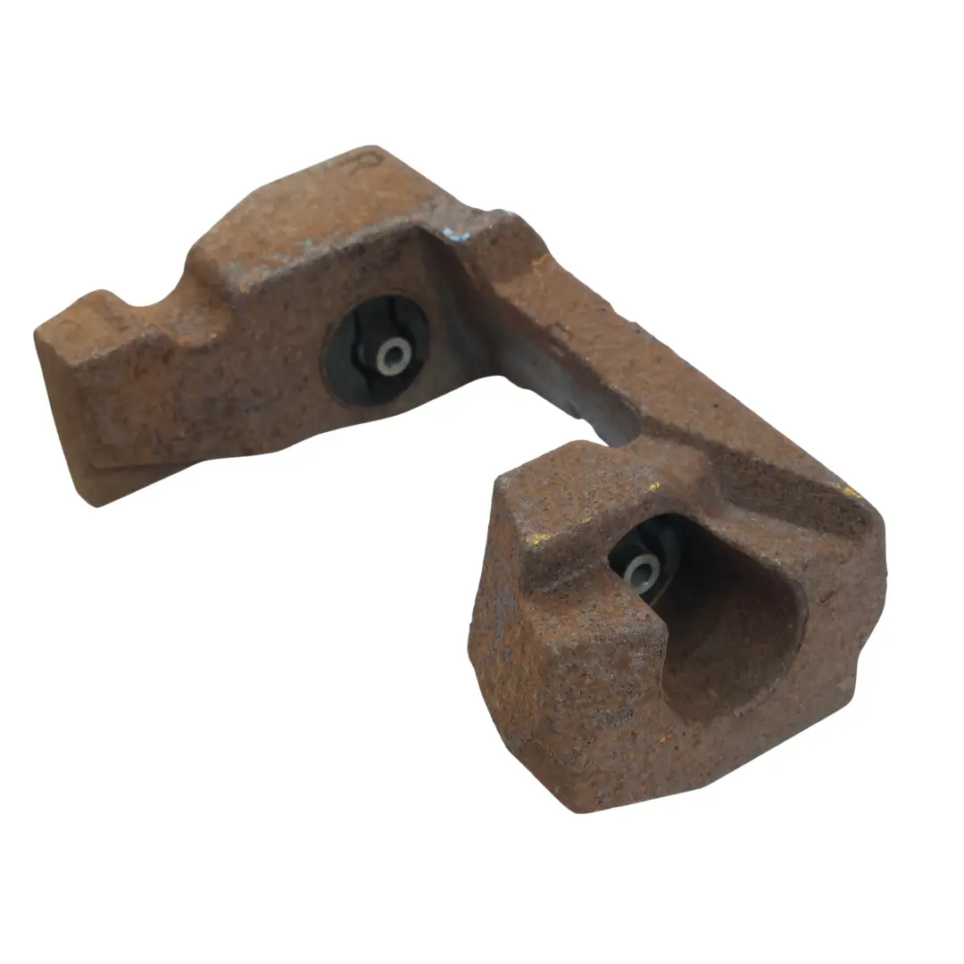 Range Rover L319 L320 Frame Cross Member Bracket Support Right O/S - SKU KQD500123 - Part number KQD500123