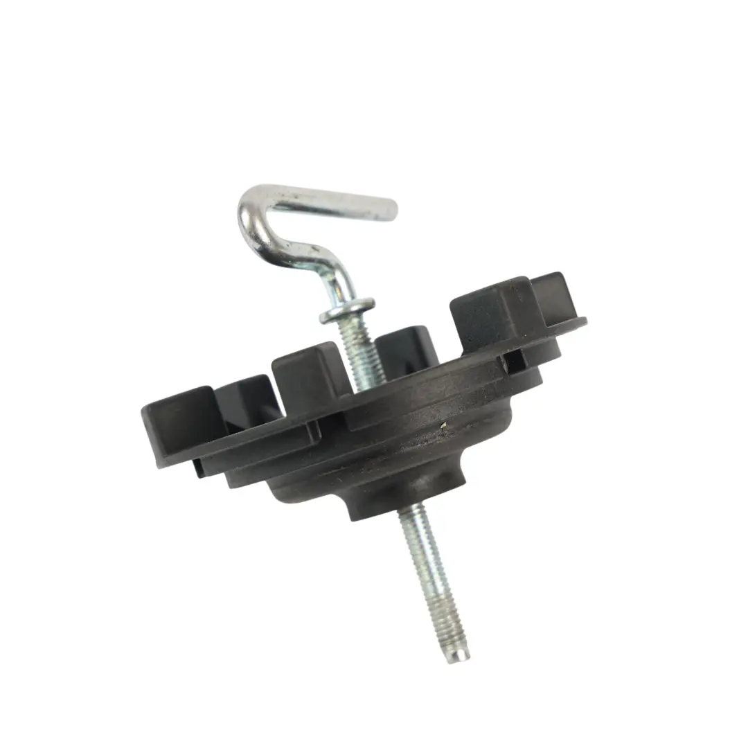 Spare Wheel Mount Clamp Screw Retainer Bracket to Range Rover L322 with Part number KTC500030 Range Rover L322 Spare Wheel Mount Clamp Screw Retainer Bracket - SKU KTC500030 - Part number KTC500030