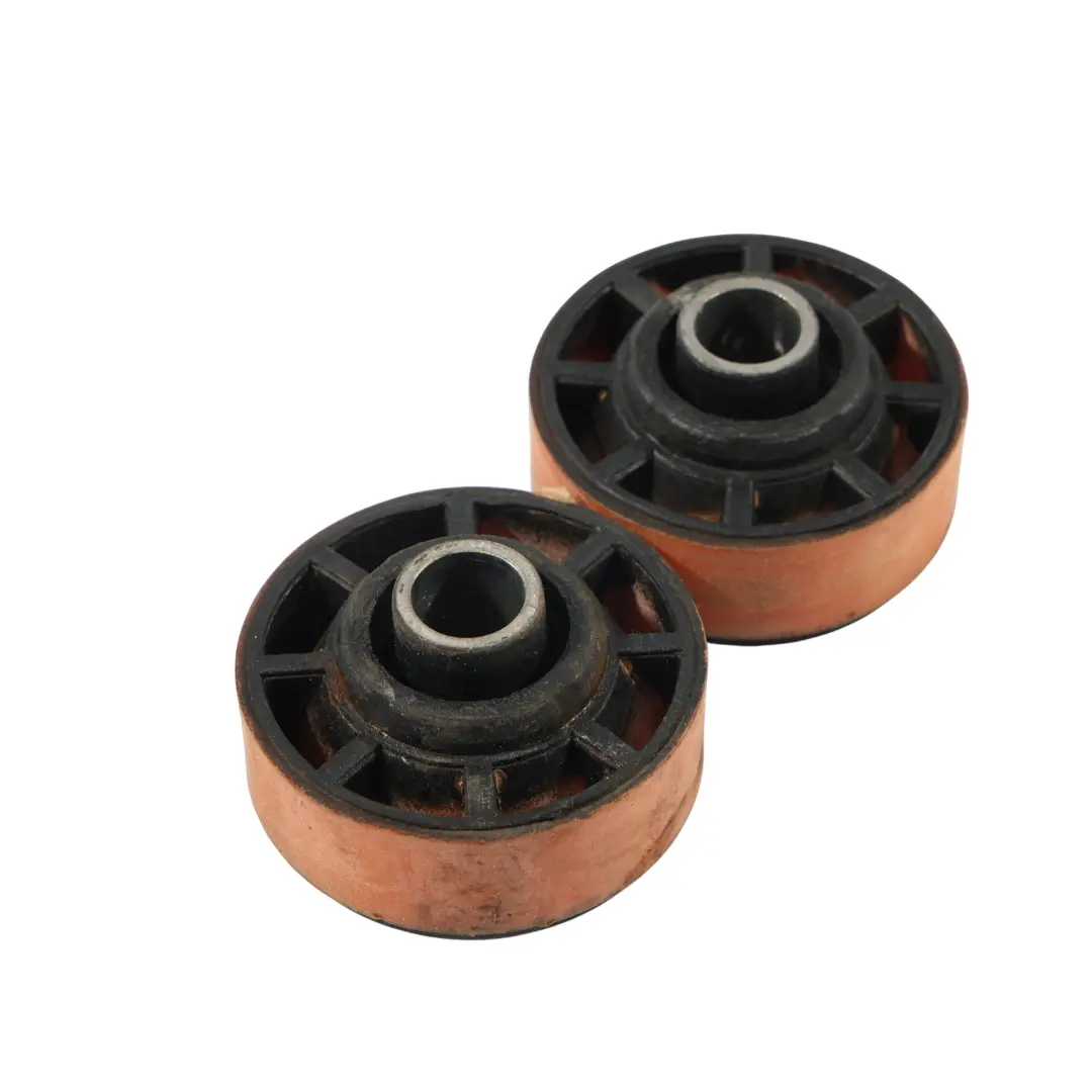 Zestaw Wsporniki Ramy Nadwozia X2 KVF500161 do Land Rover Discovery 3 L319 o numerze KVF-500161 Land Rover Discovery 3 L319 Zestaw Wsporniki Ramy Nadwozia X2 KVF500161 - SKU KVF-500161-1 - Numer Części KVF-500161