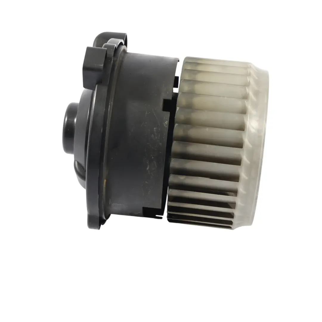 Wentylator Dmuchawa Nagrzewnicy 0011572V001 do Smart Roadster 452 o numerze LHD-Q0011572V001 Smart Roadster 452 Wentylator Dmuchawa Nagrzewnicy 0011572V001 - SKU LHD-Q0011572V001 - Numer Części LHD-Q0011572V001