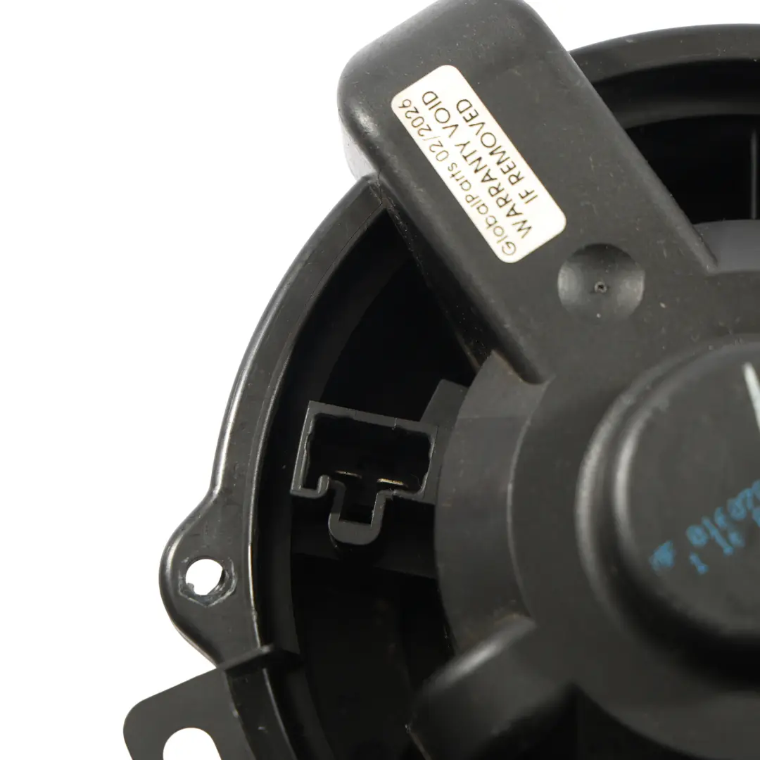 Wentylator Dmuchawa Nagrzewnicy 0011572V001 do Smart Roadster 452 o numerze LHD-Q0011572V001 Smart Roadster 452 Wentylator Dmuchawa Nagrzewnicy 0011572V001 - SKU LHD-Q0011572V001 - Numer Części LHD-Q0011572V001