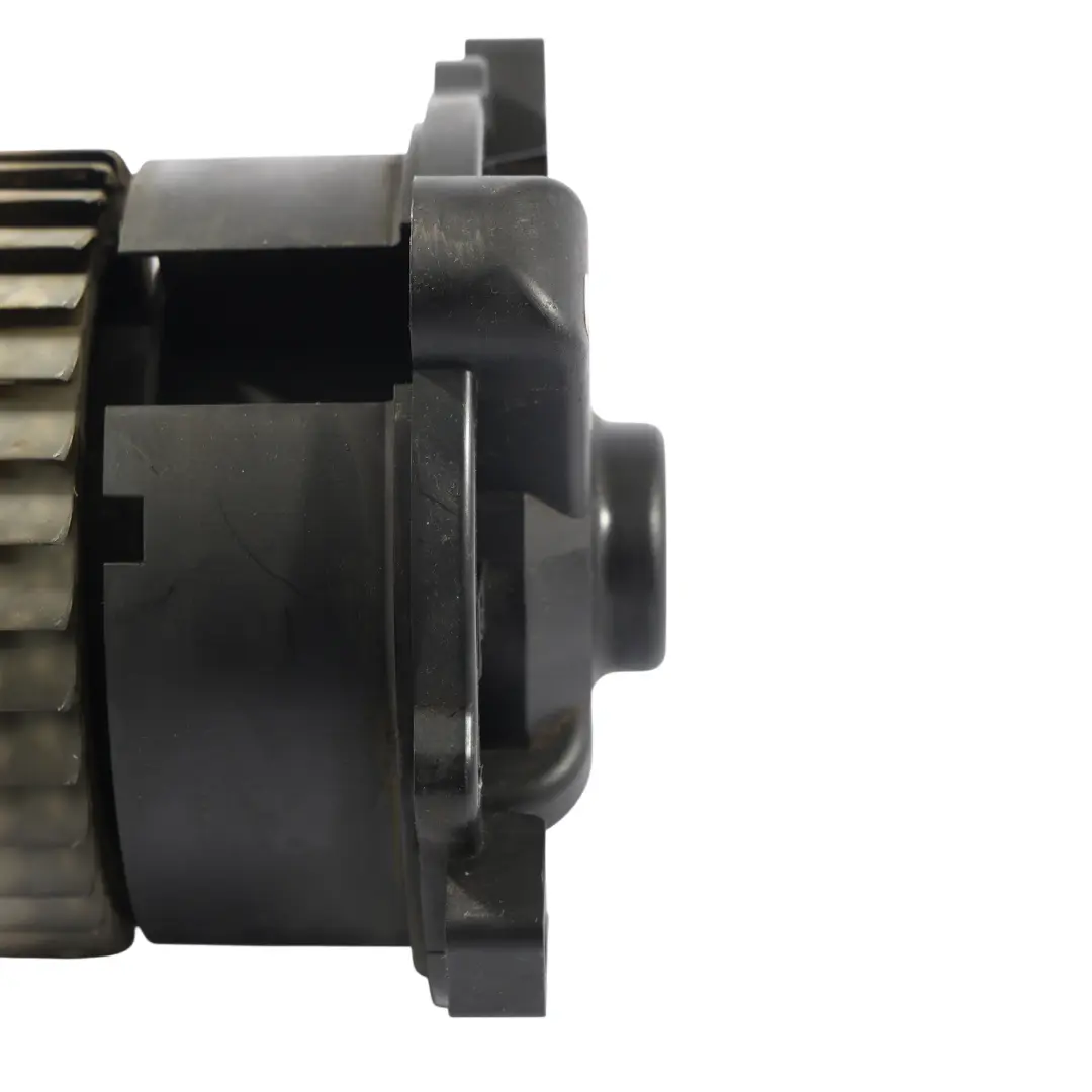 Wentylator Dmuchawa Nagrzewnicy 0011572V001 do Smart Roadster 452 o numerze LHD-Q0011572V001 Smart Roadster 452 Wentylator Dmuchawa Nagrzewnicy 0011572V001 - SKU LHD-Q0011572V001 - Numer Części LHD-Q0011572V001