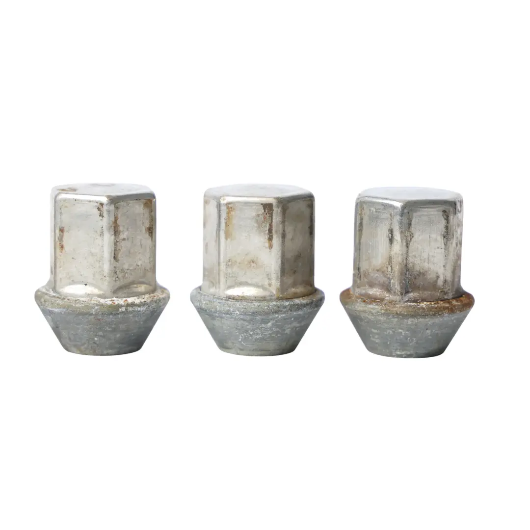 Set Di Dadi Bloccaggio Bulloni Delle Ruote 5X per Land Rover Discovery L550 con numero di parte LR001381 Land Rover Discovery L550 Set Di Dadi Bloccaggio Bulloni Delle Ruote 5X - SKU LR001381 - Numero di parte LR001381