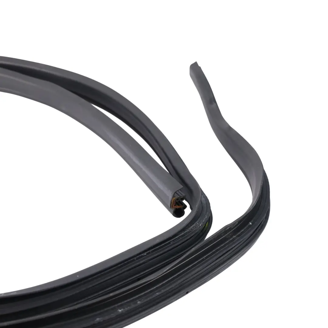 Land Rover L359 Joint De Porte Avant Gauche Droite 6H52-20783-AE - SKU LR001630 - Numéro de pièce LR001630