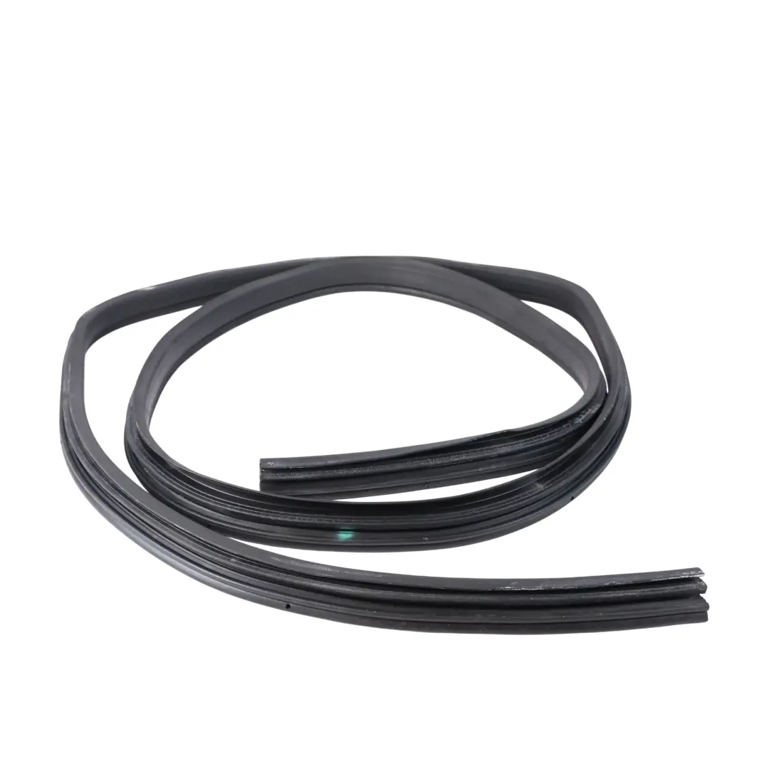 Guarnizione Porta Posteriore Sinistra Destra 6H52-247A14-BE per Range Rover L359 con numero di parte LR001631 Range Rover L359 Guarnizione Porta Posteriore Sinistra Destra 6H52-247A14-BE - SKU LR001631 - Numero di parte LR001631