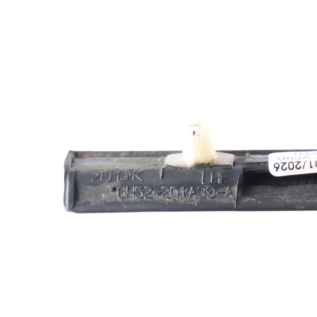 Land Rover Freelander 2 L359 Front Door Outer Weatherstrip Left N/S - SKU LR001688 - Part number LR001688