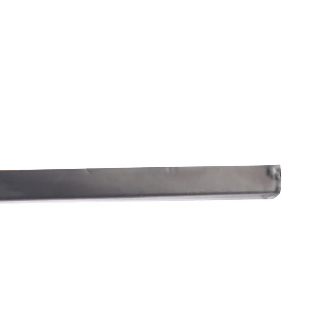 Land Rover Freelander 2 L359 Front Door Outer Weatherstrip Left N/S 6H52201A39AB - SKU LR001688 - Part number LR001688
