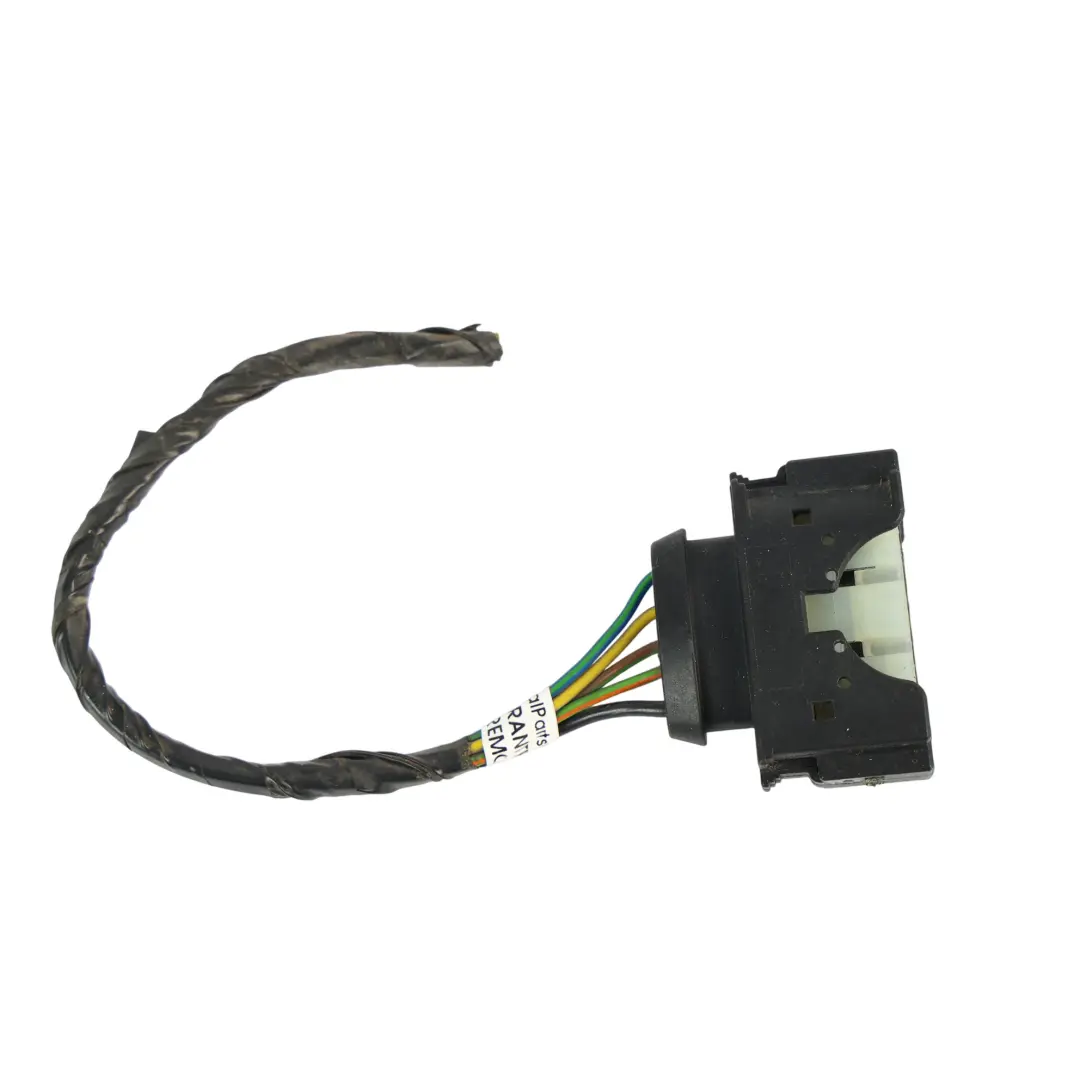 Range Rover L322 Feu Arrière Gauche Prise Câble - SKU LR010776-2 - Numéro de pièce LR010776