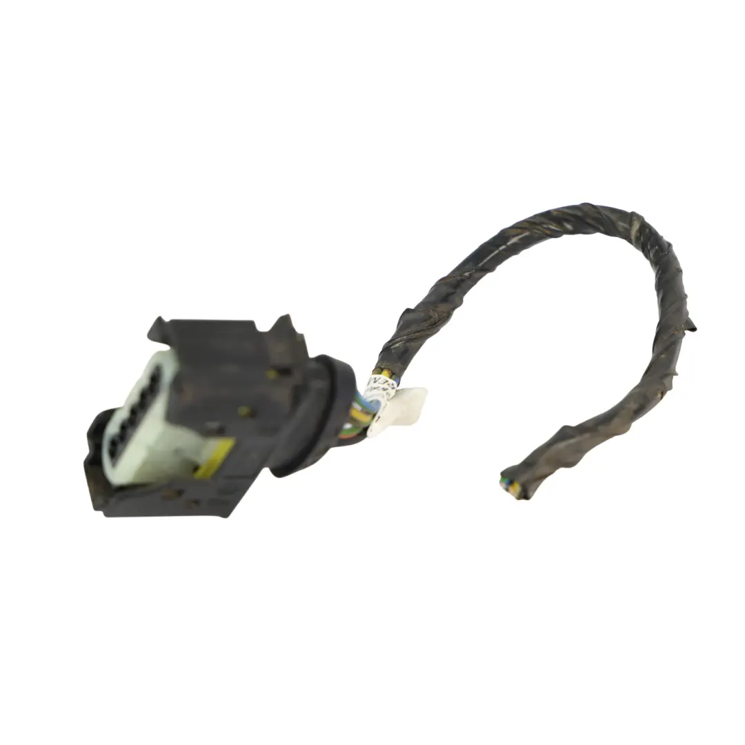 Range Rover L322 Taillight Light Rear Lamp Plug Cable Socket Left N/S - SKU LR010776-2 - Part number LR010776