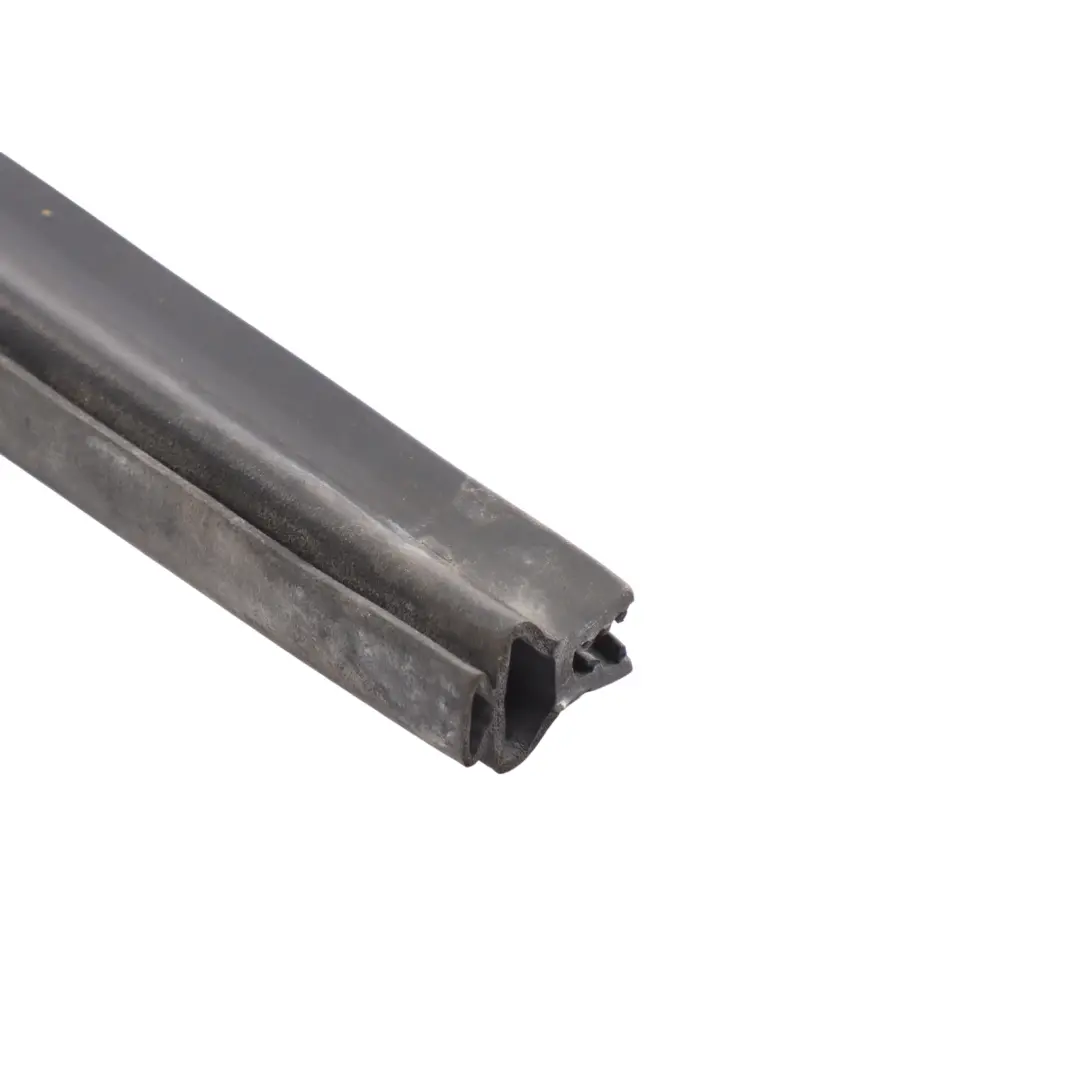 Front Bonnet Hood Seal Gasket Left Right N/O/S to Range Rover L322 with Part number LR012017 Range Rover L322 Front Bonnet Hood Seal Gasket Left Right N/O/S - SKU LR012017 - Part number LR012017