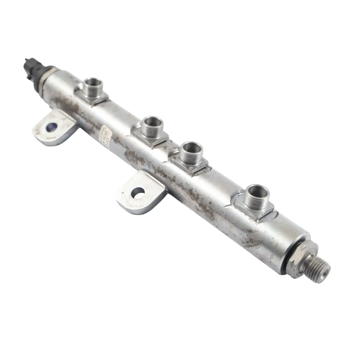 Kraftstoffeinspritzleiste 3.0 Diesel CK5Q-9D280-AB für Land Rover Discovery 4 L319 mit Teilenummer LR013183 Land Rover Discovery 4 L319 Kraftstoffeinspritzleiste 3.0 Diesel CK5Q-9D280-AB - SKU LR013183 - Teilenummer LR013183