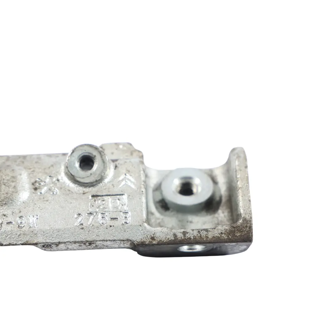 Injector Rail Bracket Mount 9X2Q-9W276-B to Land Rover Discovery 4 L319 Fuel with Part number LR013195 Land Rover Discovery 4 L319 Fuel Injector Rail Bracket Mount 9X2Q-9W276-B - SKU LR013195 - Part number LR013195