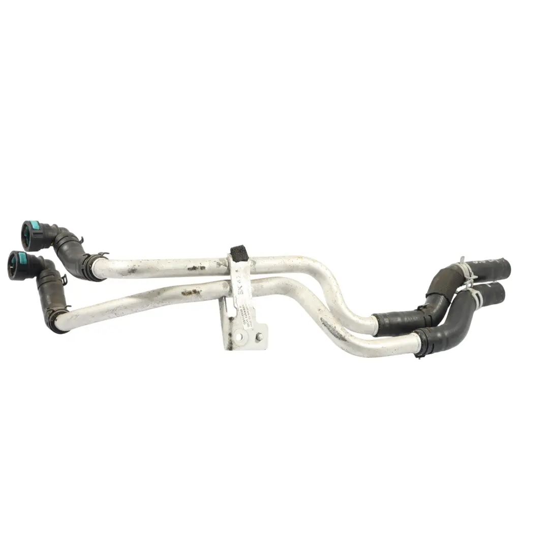 Tubo Acqua Refrigerante 3.0 D AH22-18C553-AD per Land Rover Discovery 4 L319 con numero di parte LR013668 Land Rover Discovery 4 L319 Tubo Acqua Refrigerante 3.0 D AH22-18C553-AD - SKU LR013668 - Numero di parte LR013668