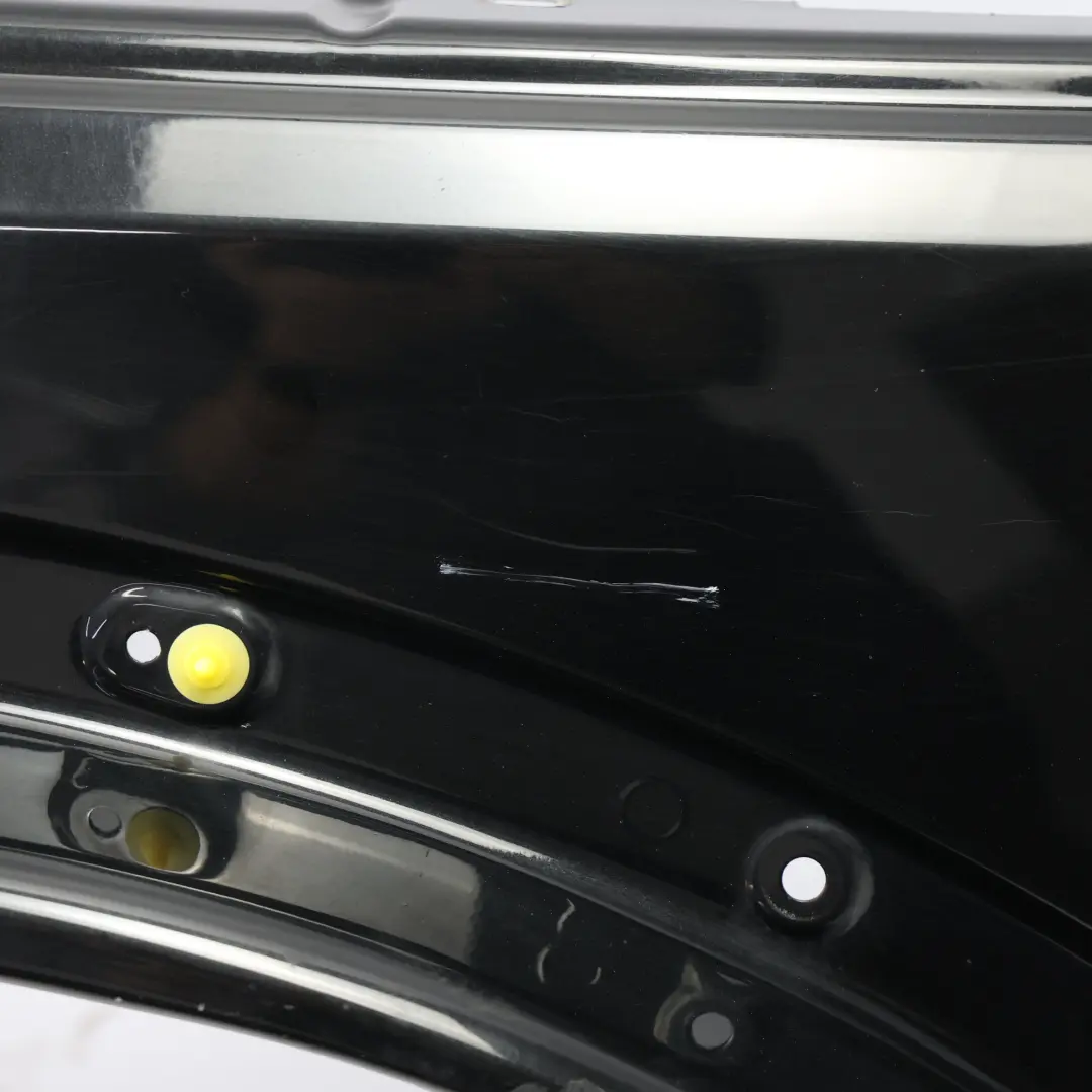 Wing Panel Side Fender Right O/S Santorini Black 820 to Land Rover Discovery 4 L319 with Part number LR013932 Land Rover Discovery 4 L319 Wing Panel Side Fender Right O/S Santorini Black 820 - SKU LR013931-SAB1 - Part number LR013932