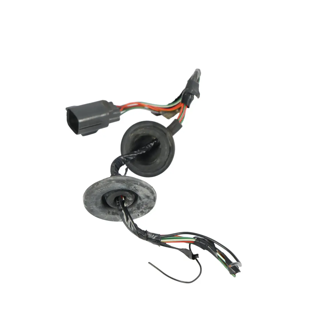 Przewód Kabel Wtyczka Lampy Prawy Tył do Land Rover Discovery 4 L319 o numerze LR014002 Land Rover Discovery 4 L319 Przewód Kabel Wtyczka Lampy Prawy Tył - SKU LR014002-2 - Numer Części LR014002