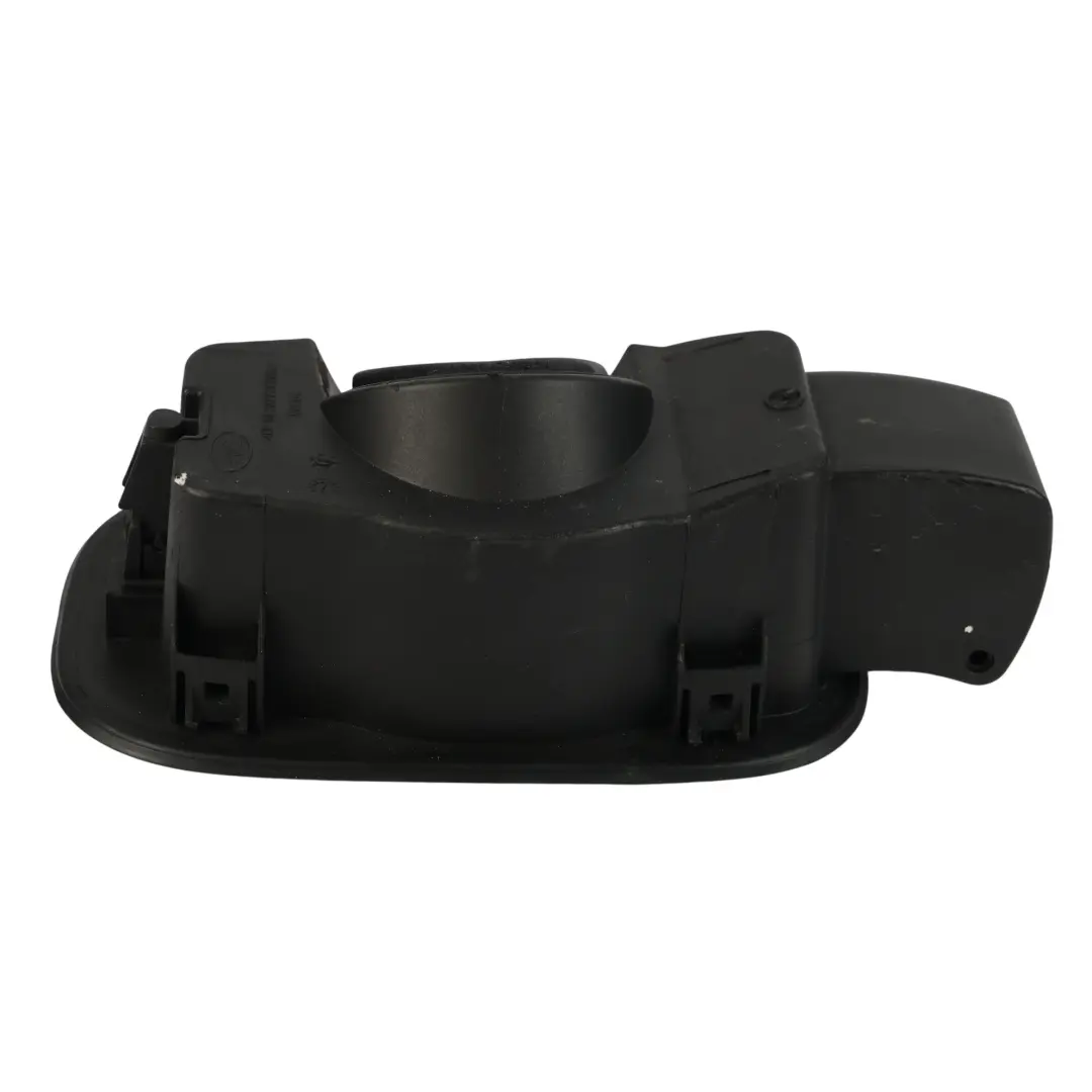 Filler Cap Hatch Flap AH22-27936-AB to Land Rover Discovery 4 L319 Fuel Tank with Part number LR014044 Land Rover Discovery 4 L319 Fuel Tank Filler Cap Hatch Flap AH22-27936-AB - SKU LR014044 - Part number LR014044