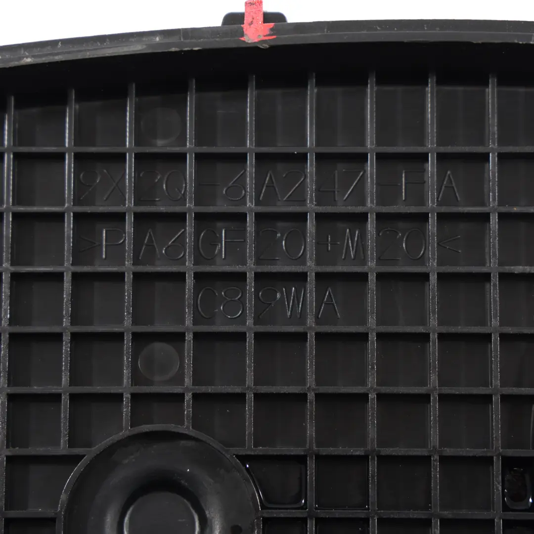 Tapa Correa 3.0 V6 306DT Diesel 9X2Q-6A247-FA para Land Rover Discovery 4 L319 con número de pieza LR014189 Land Rover Discovery 4 L319 Tapa Correa 3.0 V6 306DT Diesel 9X2Q-6A247-FA - SKU LR014189 - Número de pieza LR014189