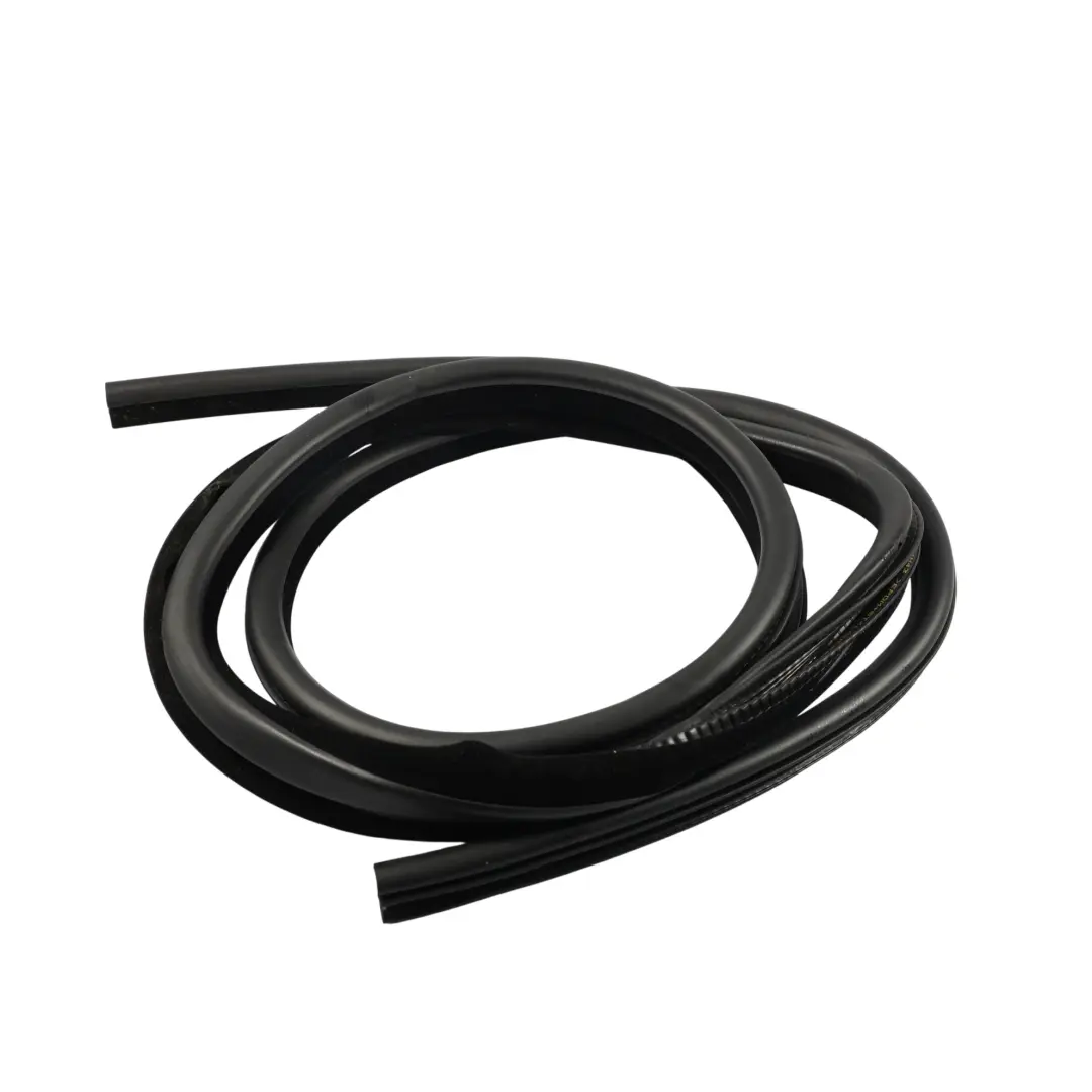 Guarnizione Porta Gomma Anteriore Sinistra Destra per Range Rover L322 con numero di parte LR014294 Range Rover L322 Guarnizione Porta Gomma Anteriore Sinistra Destra - SKU LR014294 - Numero di parte LR014294