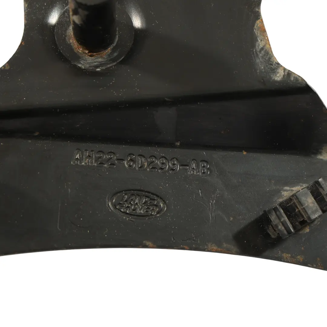 Shut Off Valve Bracket Mount Holder AH22-6D299-AB to Land Rover Discovery 4 L319 with Part number LR014335 Land Rover Discovery 4 L319 Shut Off Valve Bracket Mount Holder AH22-6D299-AB - SKU LR014335 - Part number LR014335
