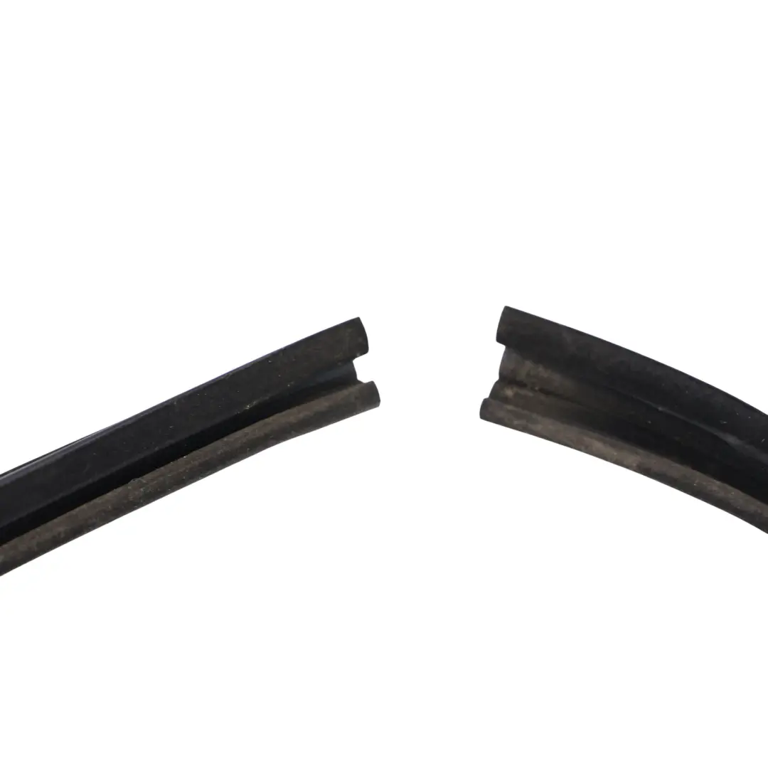 Tür Fenster Glas Lauf Hinten Rechts für Land Rover Discovery 3 L319 mit Teilenummer LR015285 Land Rover Discovery 3 L319 Tür Fenster Glas Lauf Hinten Rechts - SKU LR015285 - Teilenummer LR015285