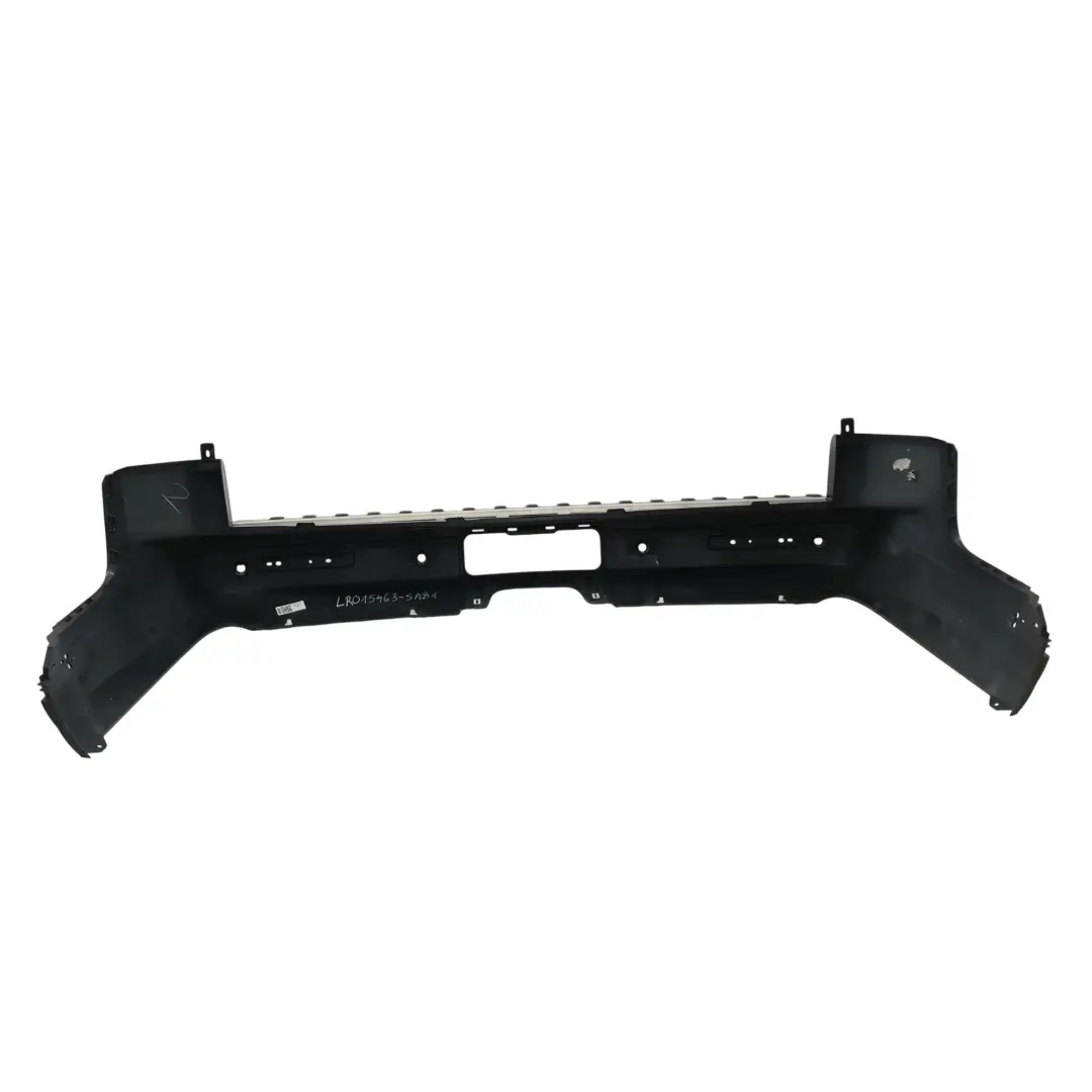 Zderzak Tylny Santorini Black Czarny - 820 do Land Rover Discovery 4 L319 o numerze LR015463 Land Rover Discovery 4 L319 Zderzak Tylny Santorini Black Czarny - 820 - SKU LR015463-SAB1 - Numer Części LR015463