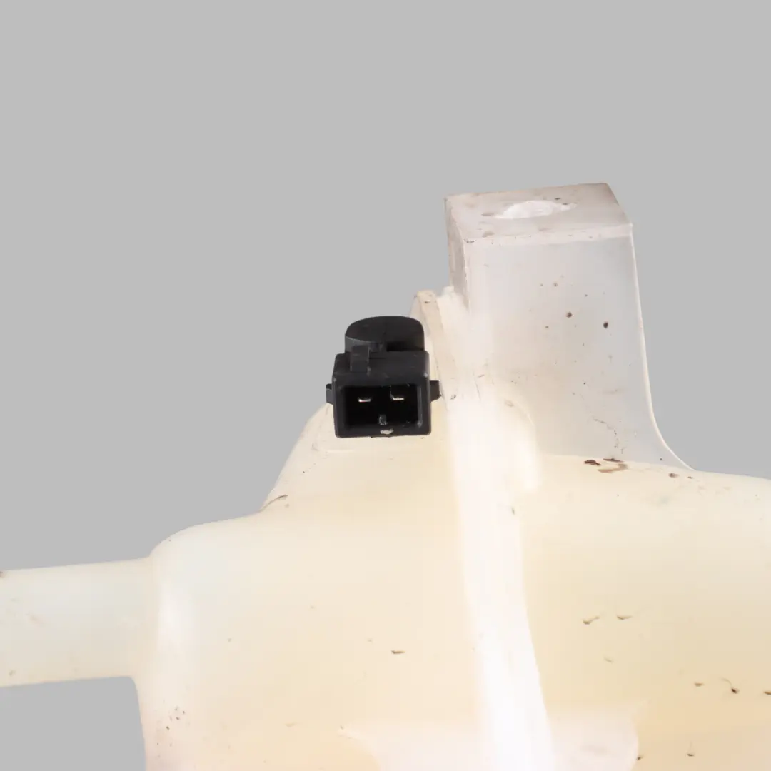 Réservoir Lave-Glace AH22-8A080-AB pour Land Rover Discovery 4 L319 à propos du numéro de pièce LR020367 Land Rover Discovery 4 L319 Réservoir Lave-Glace AH22-8A080-AB - SKU LR020367 - Numéro de pièce LR020367