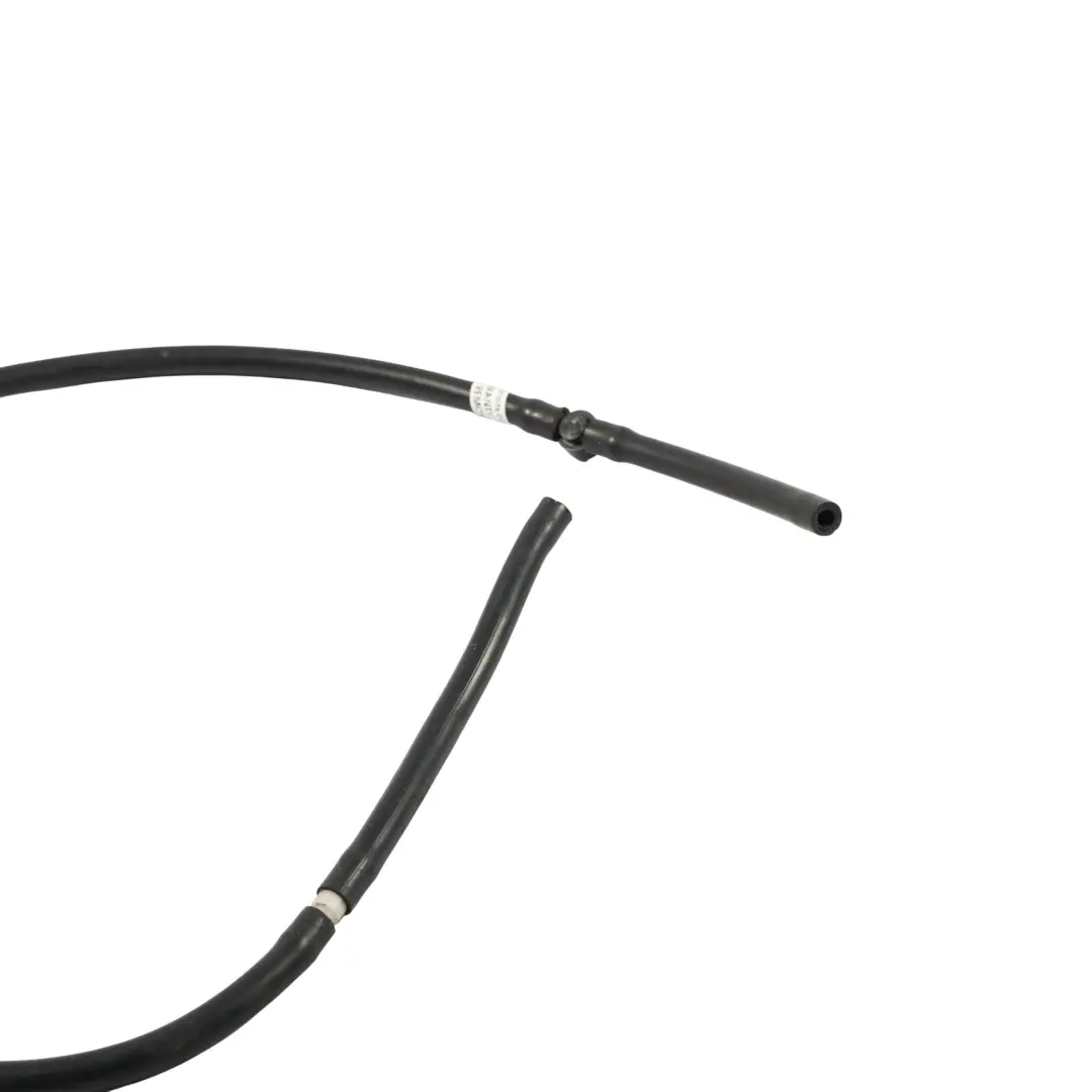 Lavafaros Tubo Manguera para Land Rover Freelander 2 L359 con número de pieza LR022471 Land Rover Freelander 2 L359 Lavafaros Tubo Manguera - SKU LR022471 - Número de pieza LR022471