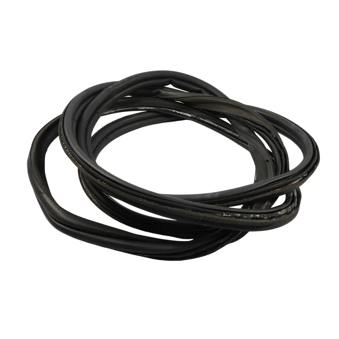 Boot Trunk Hatch Seal Rubber Weatherstrip Gasket to Range Rover L322 with Part number LR024161 Range Rover L322 Boot Trunk Hatch Seal Rubber Weatherstrip Gasket - SKU LR024161 - Part number LR024161