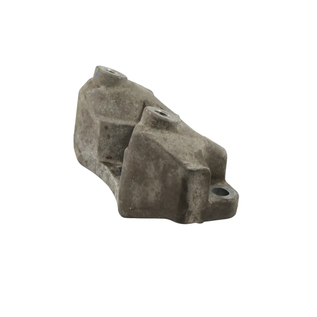 Łapa Uchwyt Mocowanie Silnika BJ32-7M125-AA do Land Rover EVOQUE L538 o numerze LR024740 Land Rover EVOQUE L538 Łapa Uchwyt Mocowanie Silnika BJ32-7M125-AA - SKU LR024740 - Numer Części LR024740