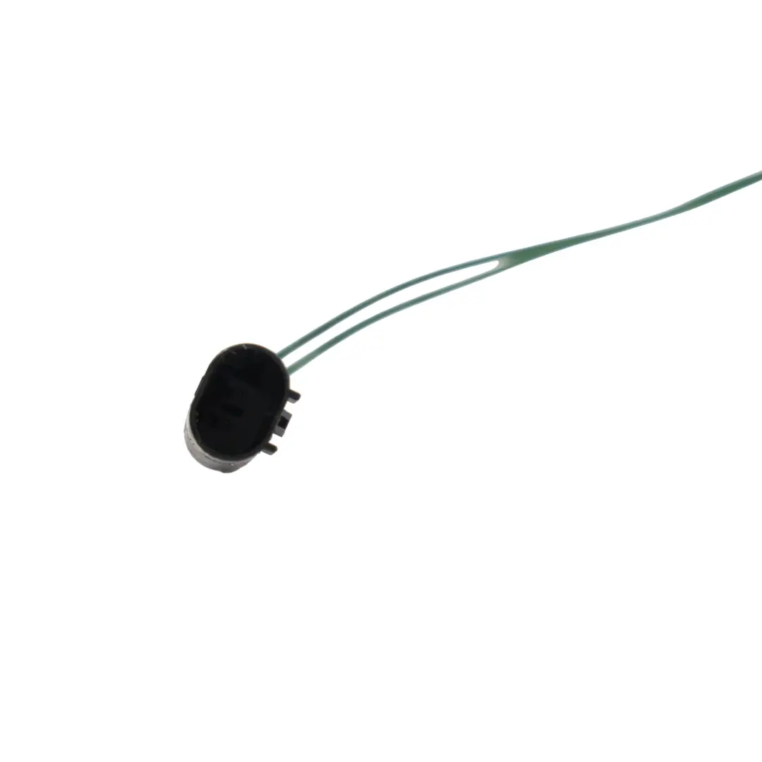 Windscreen Washer Spray Jet Right O/S BJ32-17666-AB to Range Rover Evoque L538 with Part number LR025142 Range Rover Evoque L538 Windscreen Washer Spray Jet Right O/S BJ32-17666-AB - SKU LR025142 - Part number LR025142