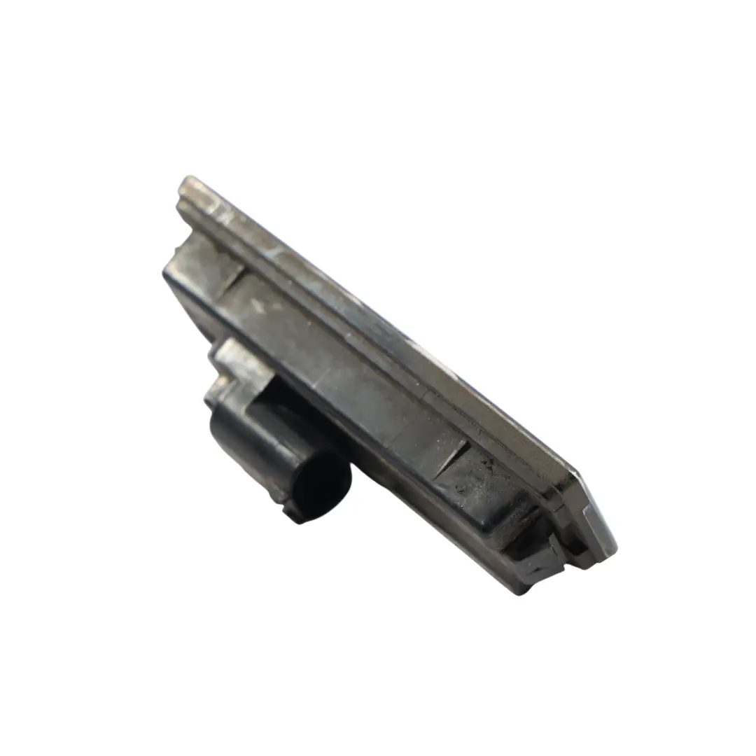 Luce Targa Posteriore Sinistra Destra per Range Rover Evoque L538 con numero di parte LR025837 Range Rover Evoque L538 Luce Targa Posteriore Sinistra Destra - SKU LR025837 - Numero di parte LR025837