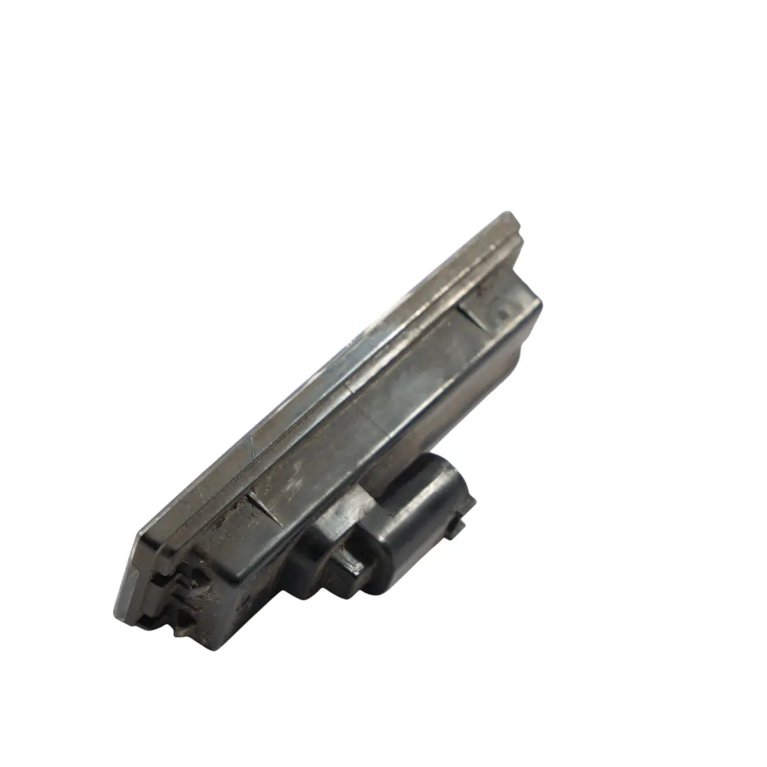 Kennzeichen Leuchte Hinten Links Rechts für Range Rover Evoque L538 mit Teilenummer LR025837 Range Rover Evoque L538 Kennzeichen Leuchte Hinten Links Rechts - SKU LR025837 - Teilenummer LR025837