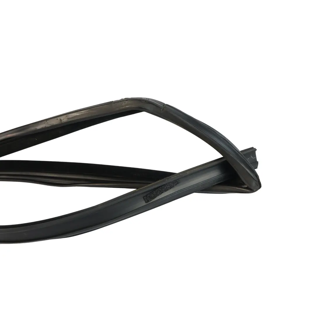 Range Rover L538 Joint De Cadre De Vitre De Porte Arrière Droite BJ32-25766-AD - SKU LR026716 - Numéro de pièce LR026716