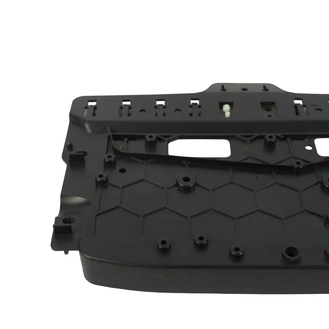 Range Rover L538 Panneau Recouvrement Inférieur Siège Avant Noir BJ32-F604A06-AA - SKU LR027018 - Numéro de pièce LR027018