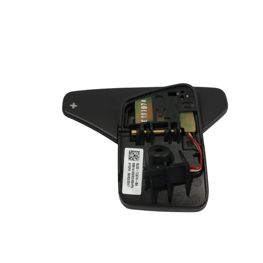 Range Rover Evoque L405 L494 Palette Changement Vitesse UP Droite BJ32-7L074-BA - SKU LR028874 - Numéro de pièce LR028874