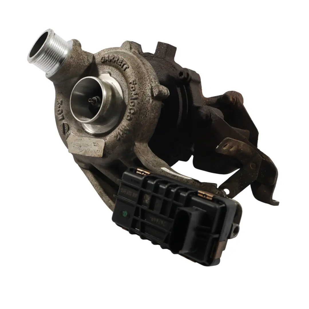 Turbocompresseur 306DT 3.0 TDV6 Diesel AX2Q-6K682-CB pour Land Rover Discovery 4 L319 à propos du numéro de pièce LR029915 Land Rover Discovery 4 L319 Turbocompresseur 306DT 3.0 TDV6 Diesel AX2Q-6K682-CB - SKU LR029915 - Numéro de pièce LR029915