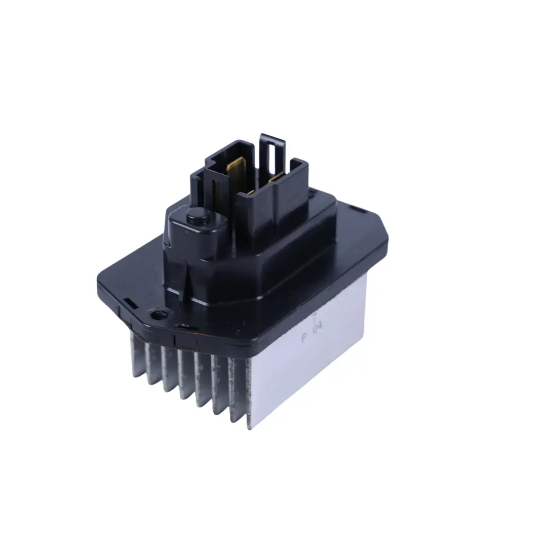 Heater Blower Motor Resistor to Land Rover Discovery 4 L319 with Part number LR031677 Land Rover Discovery 4 L319 Heater Blower Motor Resistor - SKU LR031677 - Part number LR031677
