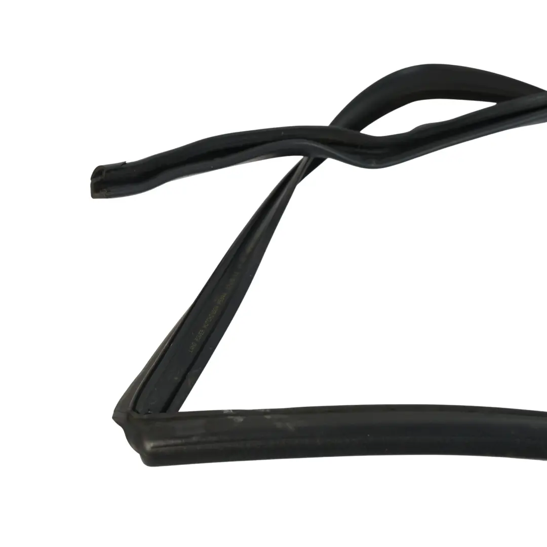 Burlete Puerta Trasera Superior Izquierda para Range Rover Evoque L538 con número de pieza LR033109 Range Rover Evoque L538 Burlete Puerta Trasera Superior Izquierda - SKU LR033109 - Número de pieza LR033109